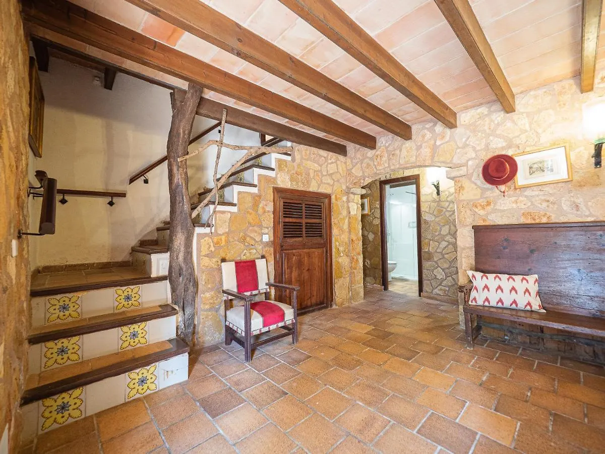 Farm stay Can Cap De Bou By Alquilair Villa Pollenca