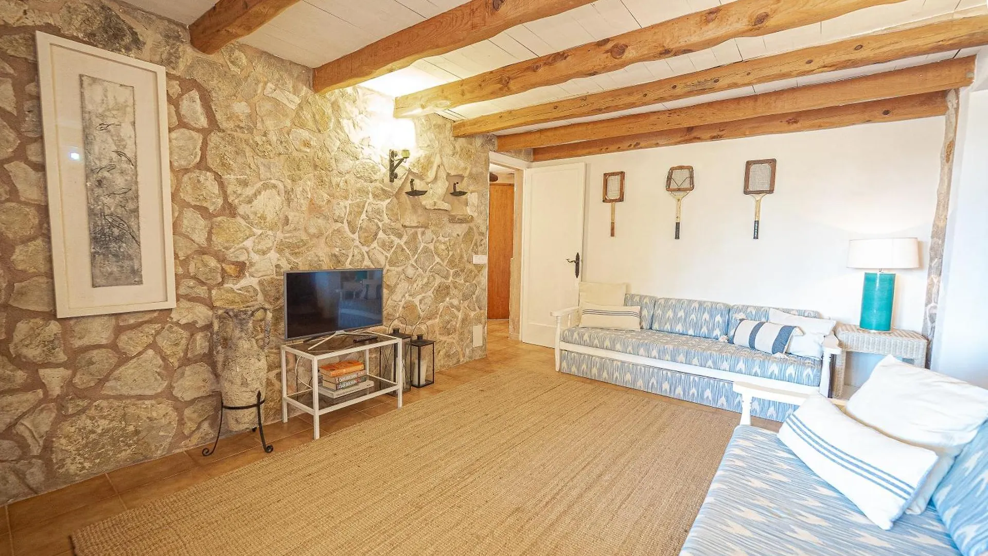 Can Cap De Bou By Alquilair Villa Pollenca Farm stay